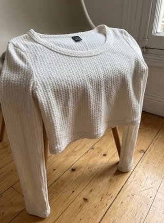 Crop top SHEIN manga larga