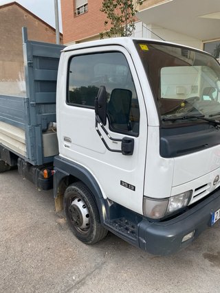 Nissan Cabstar 2006