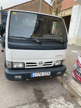Nissan Cabstar 2006