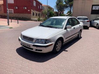 Volvo S40
