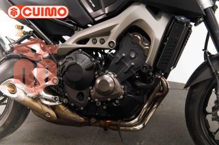 YAMAHA MT 09