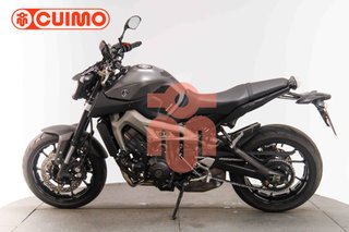 YAMAHA MT 09
