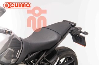 YAMAHA MT 09