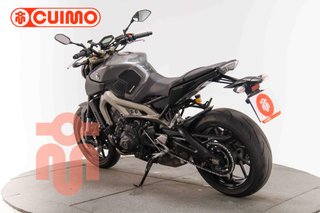 YAMAHA MT 09