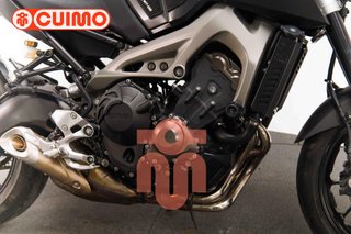 YAMAHA MT 09