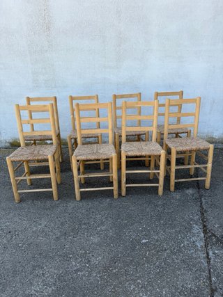 Juego de 8 Sillas de Madera y Yute