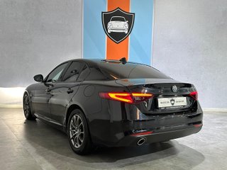 Alfa Romeo Giulia 2.2 JTDM Basis