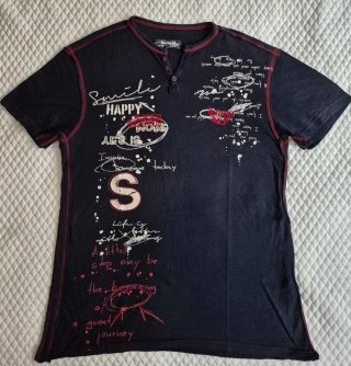 Camiseta Desigual. Talla M PERFECTO ESTADO