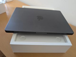 MacBook Pro 14 M3 Pro 2023