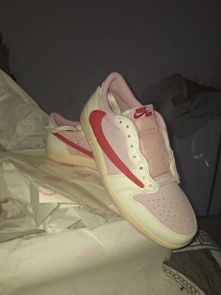 Air Jordan 1 Low Travis Scott Sail Tropical Pink