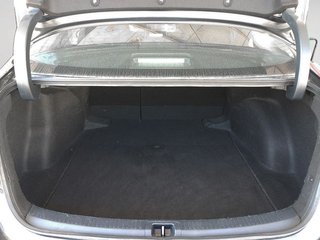 Toyota Corolla 1.5 Sedan 92 kW (125 CV)