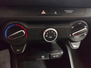 Kia Stonic 1.0 T-GDi MHEV iMT Concept 74 kW (100 CV)