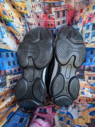 Zapatillas con alzas internas