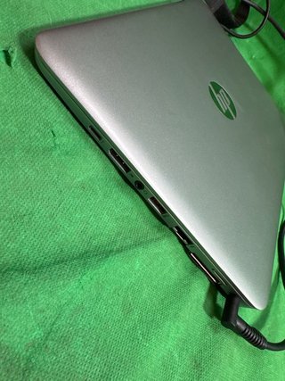 HP EliteBook 820 G3-i5, 12GB RAM (Leer)