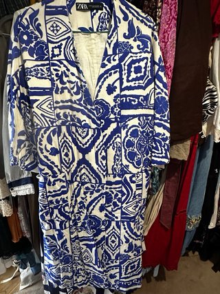 Kimono Zara Estampado Azul y Blanco