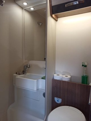 Autocaravana elnagh barón 565