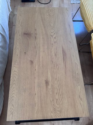 Mesa de salón elevable de madera