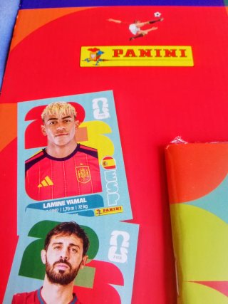 Álbumes Panini Mundial FIFA 2026. ~VALENCIA~