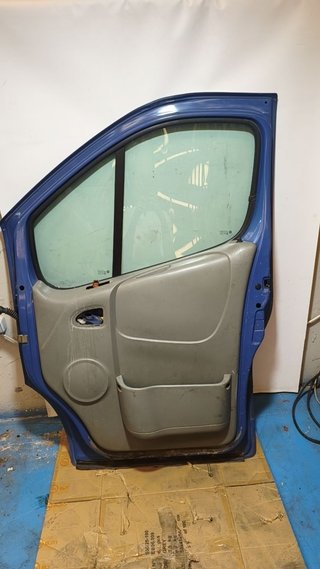 PUERTA DELANTERA DERECHA Renault Trafic II Furgón (04.2001->)