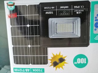 Lampada LED Solare Aerbes 100W con Telecomando