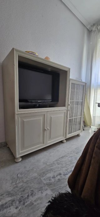 Mueble TV blanco y cristal