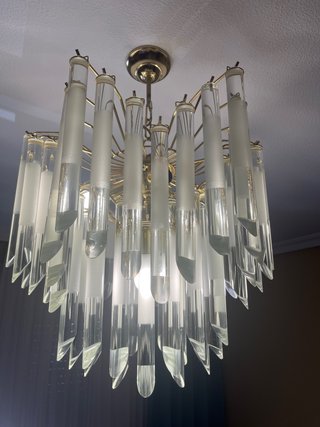 Lámpara de cristal dorada colgante