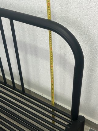 Diván Metálico Negro Ikea