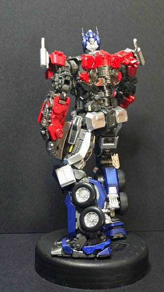 Coppia Yolopark AMK Optimus Prime & Bumblebee