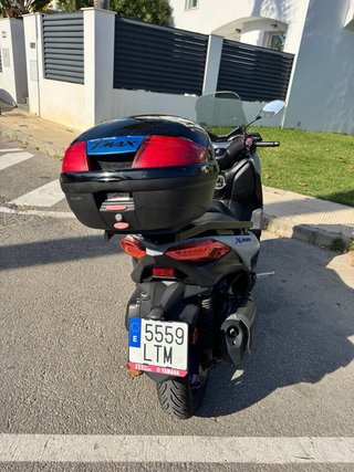 Yamaha XMAX300 Gris/Azul único dueño, service of.