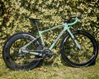 Gravel Giant Revolt S
