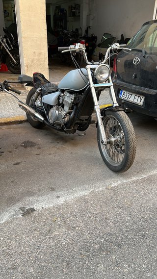 Kawasaki Vulcan 500 Gris