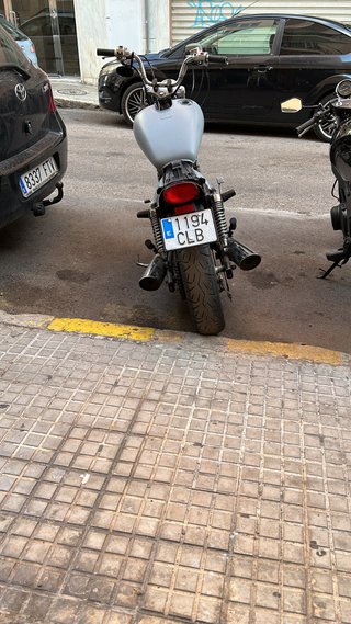 Kawasaki Vulcan 500 Gris