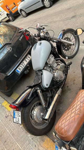 Kawasaki Vulcan 500 Gris