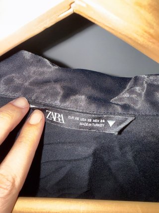 Camisa Zara Seda Negra Talla XS
