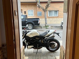 Ducati Streetfighter 1098 Blanca