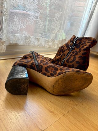 Botines con estampado de leopardo