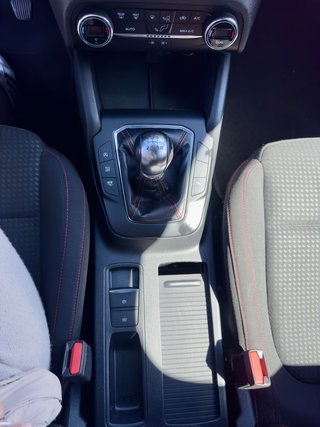 Ford FOCUS 1.0 MHEV 125 ST LINE COM (2021)