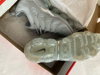 Nike Air Max VaporMax Gris Plata