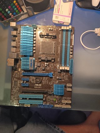 Kingston HyperX 2x4GB DDR3 Ram + Placa Base ASUS