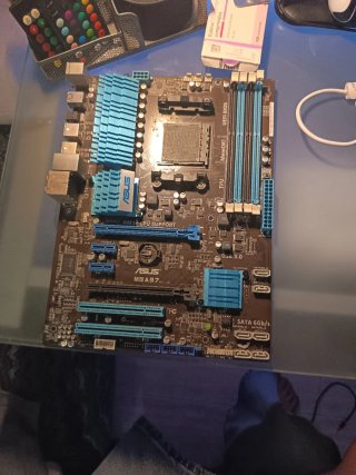 Kingston HyperX 2x4GB DDR3 Ram + Placa Base ASUS