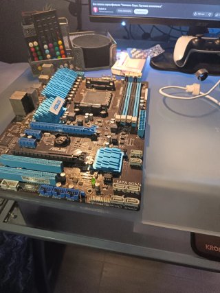 Kingston HyperX 2x4GB DDR3 Ram + Placa Base ASUS