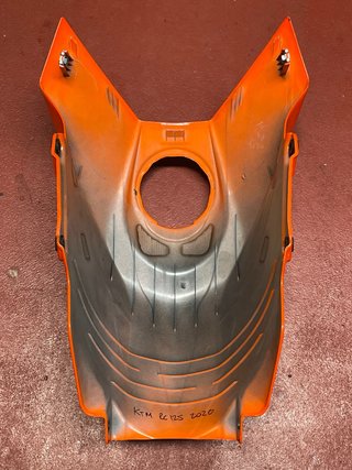 Carenado deposito de gasolina ktm rc 125 2020
