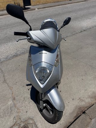 Honda Dylan 25.500 km