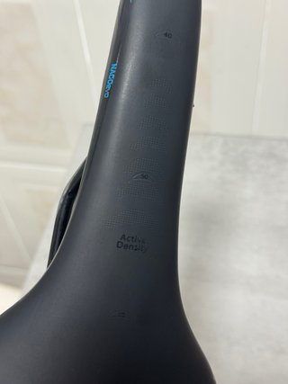 Sillín Prologo Negro y Azul