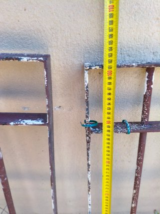 3 Rejas de Hierro Macizas
