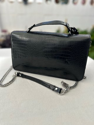 Bolso Zara efecto cocodrilo con cadena