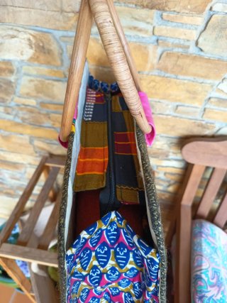 Bolso étnico multicolor de inspiración africana