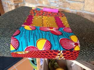 Bolso étnico multicolor de inspiración africana