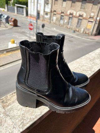 Stivali neri