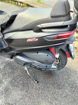 Piaggio MP3 500 Sport Negra.